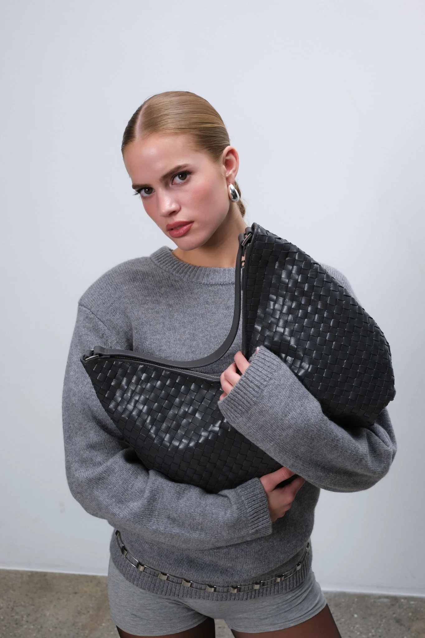 Salerno shoulder bag Mindy Charcoal - Image 4